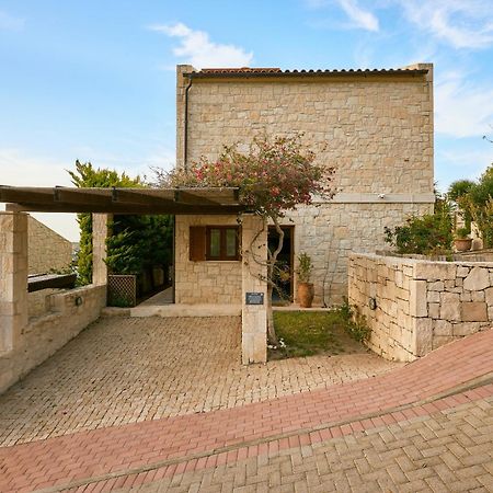 Villa Paradissi In Crete อาเยีย เปลาเยีย ภายนอก รูปภาพ