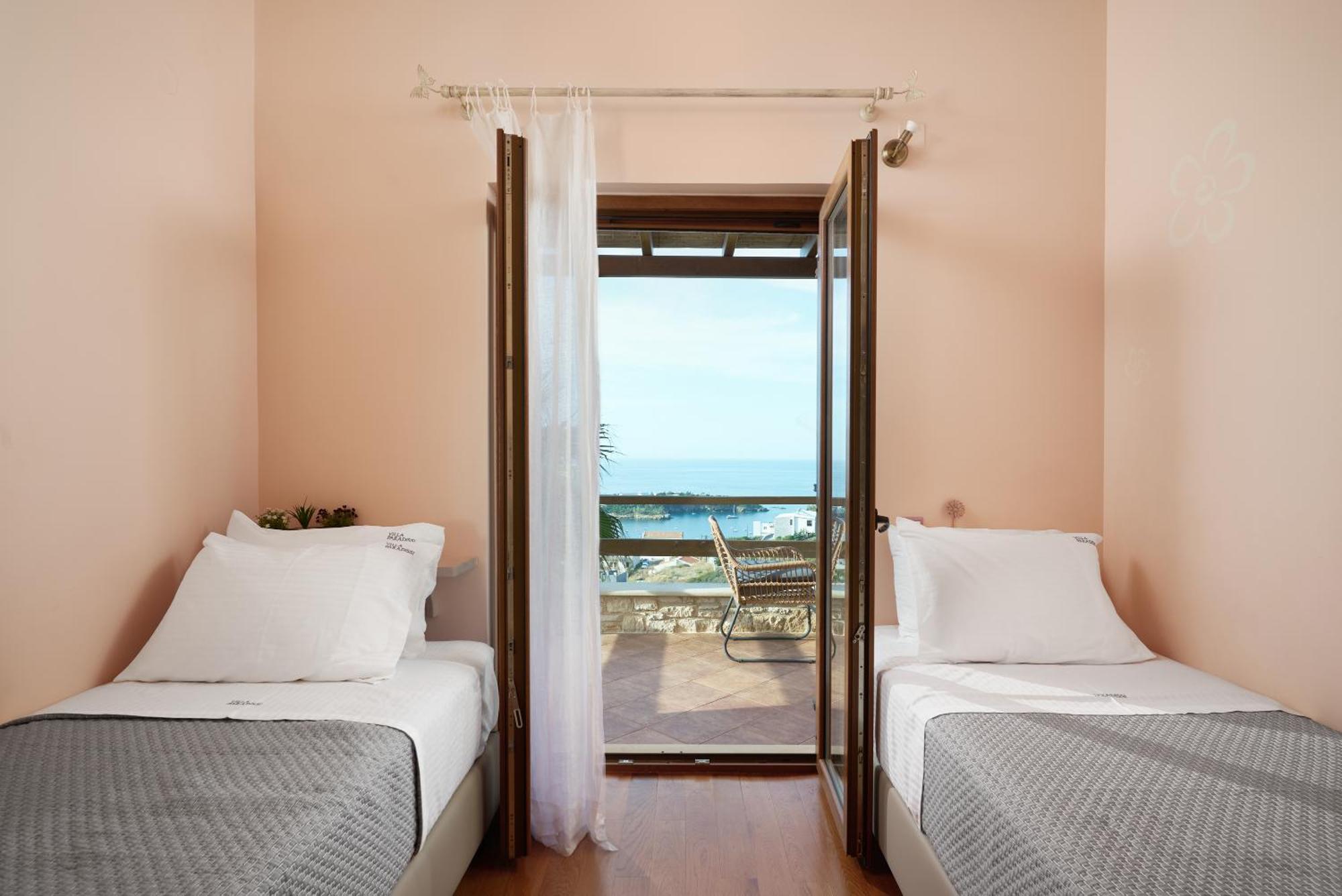 Villa Paradissi In Crete อาเยีย เปลาเยีย ภายนอก รูปภาพ